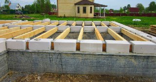 Фундамент для дома Морозовск. Заказать под ключ цена от 3284 руб/м3